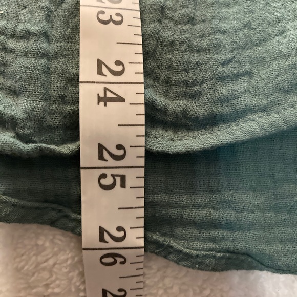 NWOT - Boutique Wishlist Apparel woman’s long sleeved blouse. - Picture 6 of 7